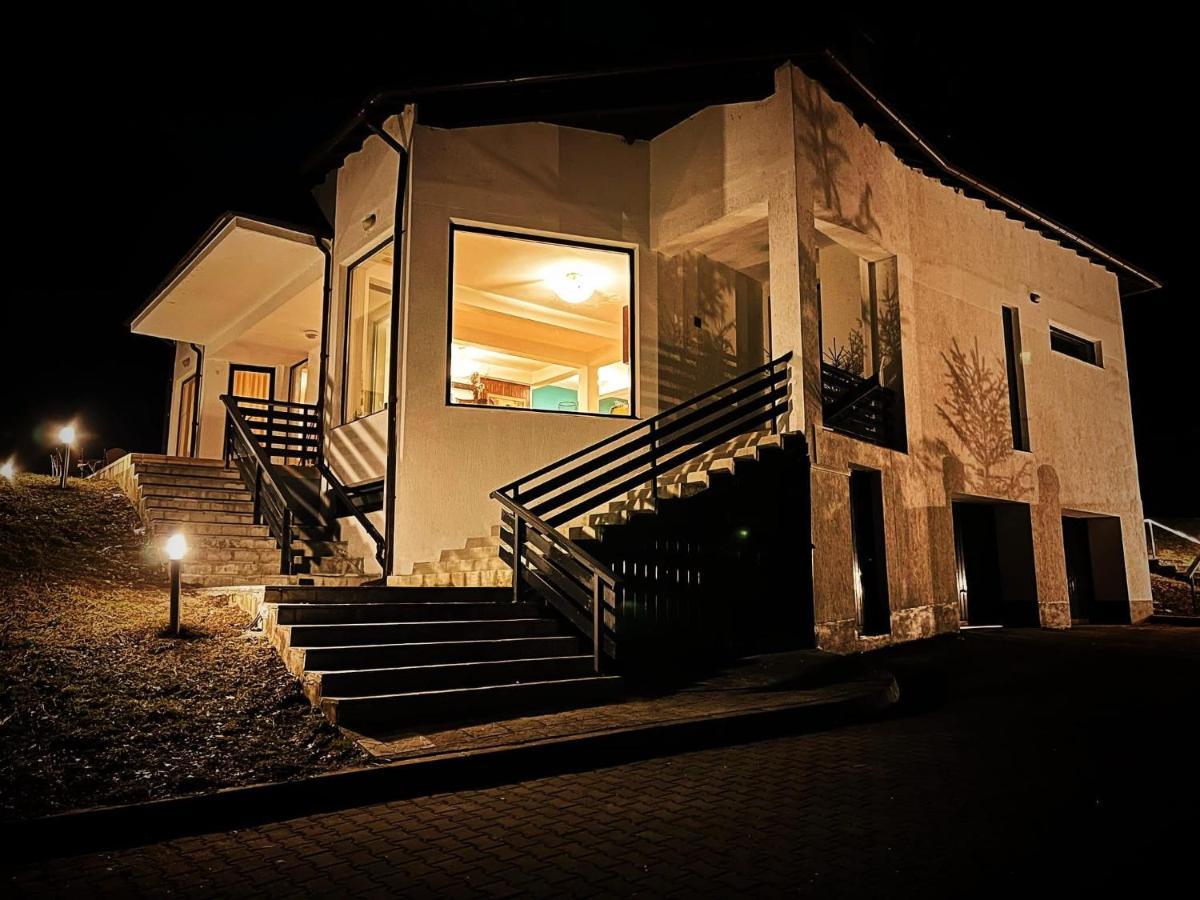 Villa & Spa 4Temporadas - Plaiul Foii Zărneşti Esterno foto