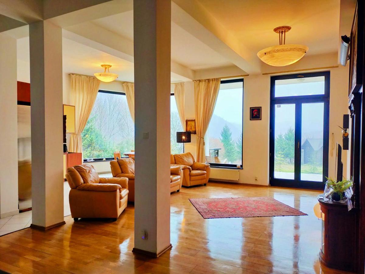 Villa & Spa 4Temporadas - Plaiul Foii Zărneşti Esterno foto